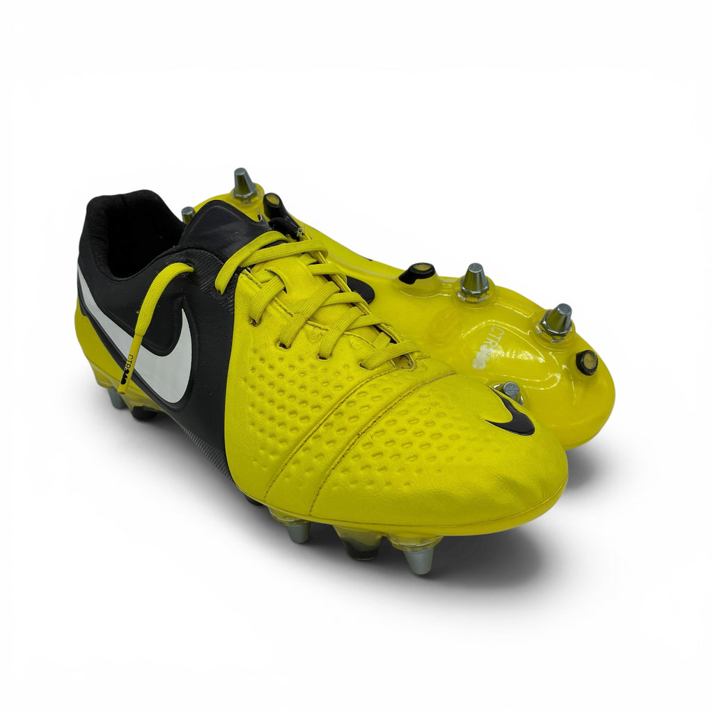 Nike CTR360 Maestri 3 III Elite SG-Pro