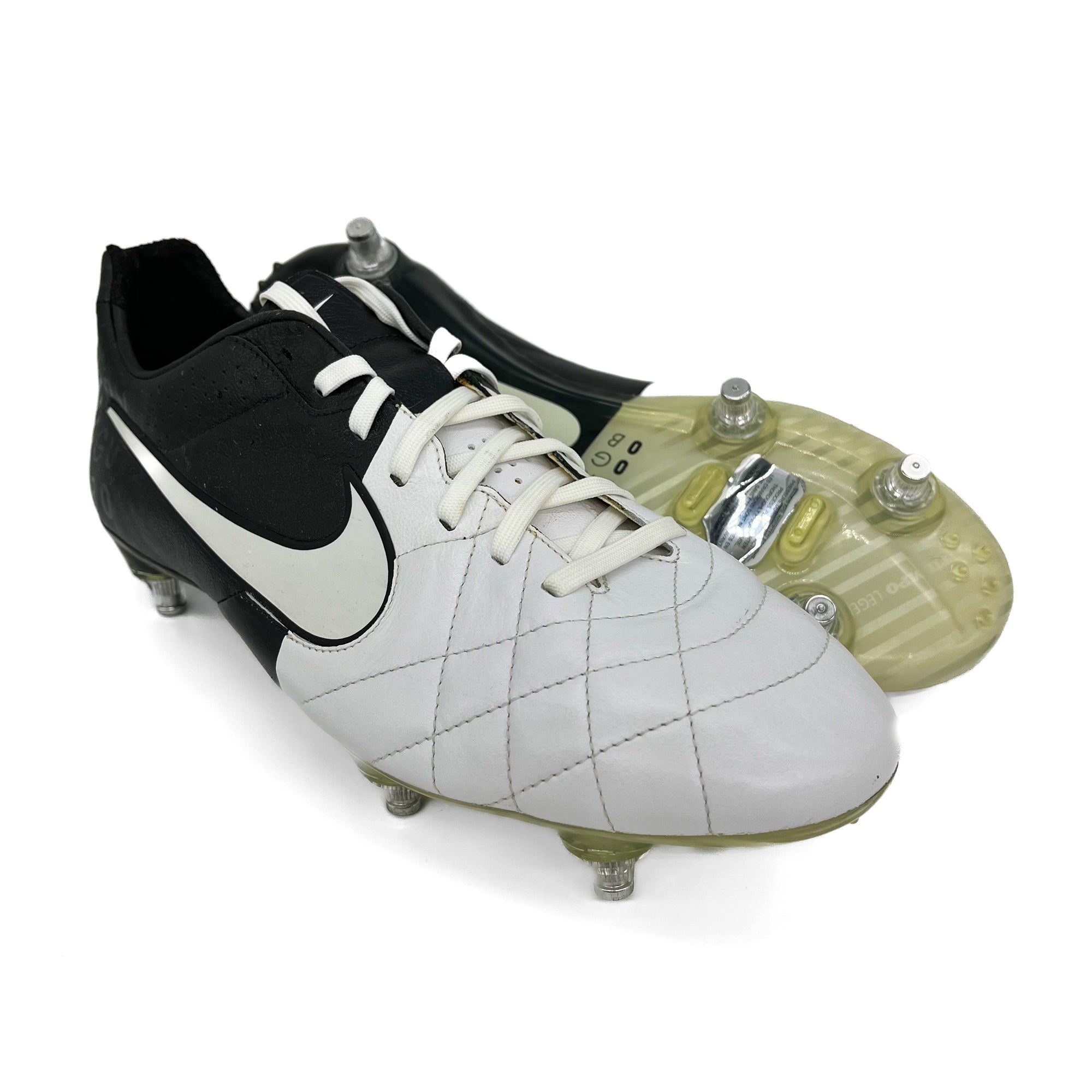 Nike Tiempo Legend IV SG-Pro Clash