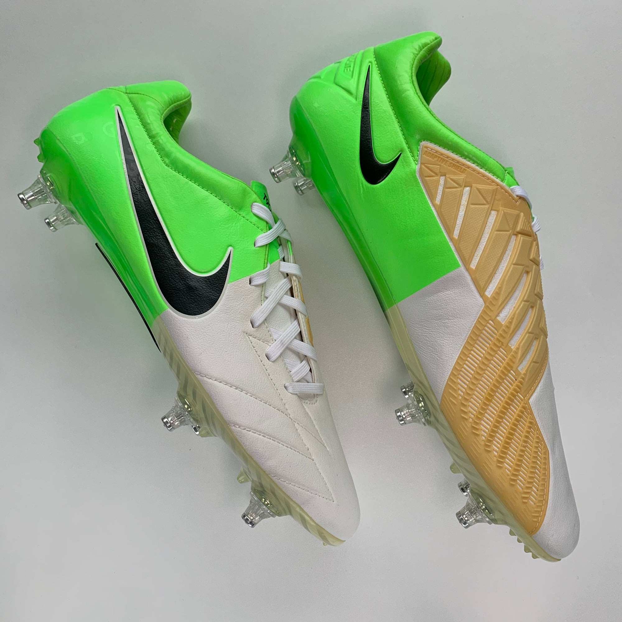 Nike Total 90 Laser IV Elite SG-Pro