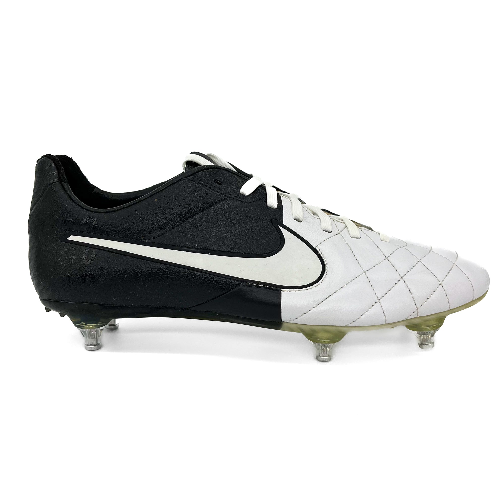 Nike Tiempo Legend IV SG-Pro Clash