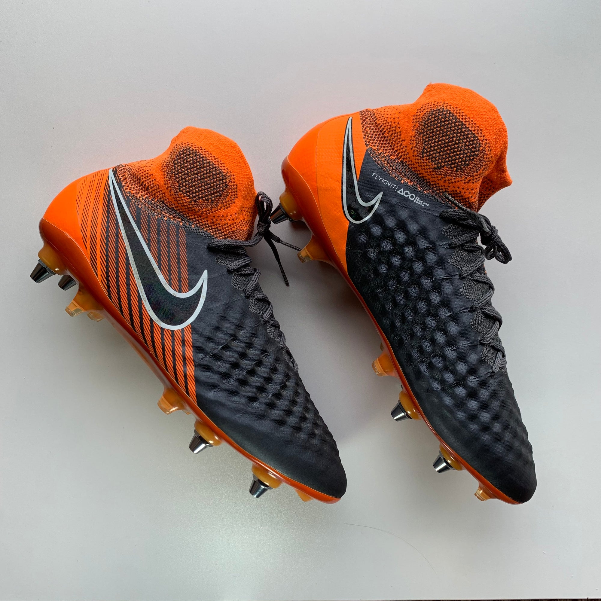 NIKE MAGISTA OBRA 2 SG *PRO-ISSUE*