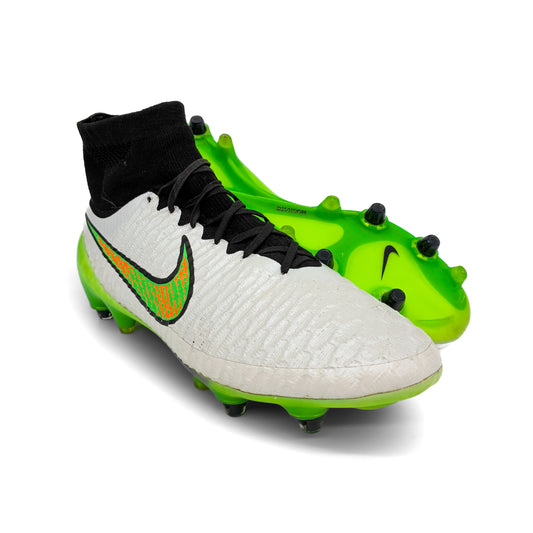 Nike Magista Obra 1 Elite SG/FG Conversion
