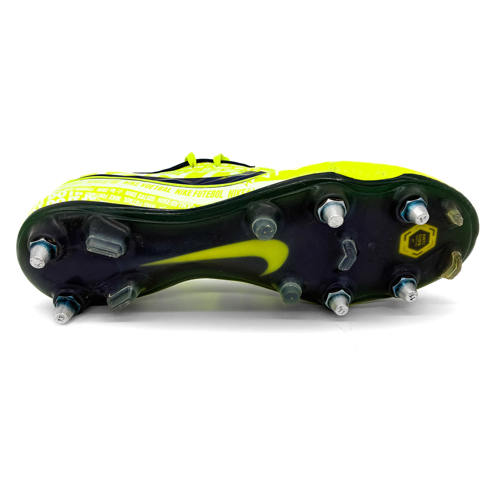 Nike Phantom Venom Elite SG-AC