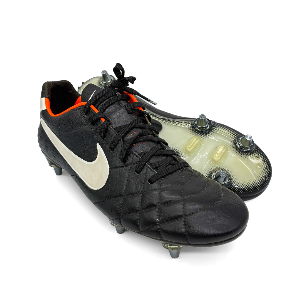 Nike Tiempo Legend 4 IV SG-Pro